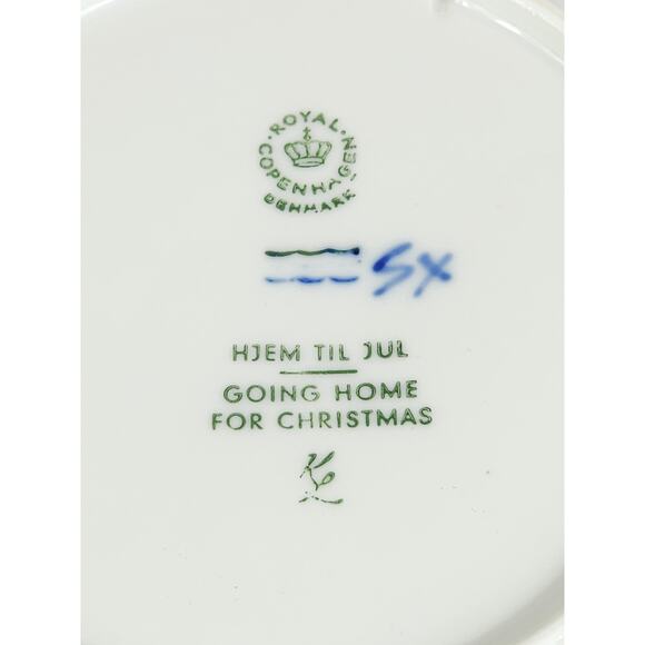 Royal Copenhagen Going Home For Christmas 1973 Wall Decor Plate 7" Denmark Vtg - Picture 12 of 13